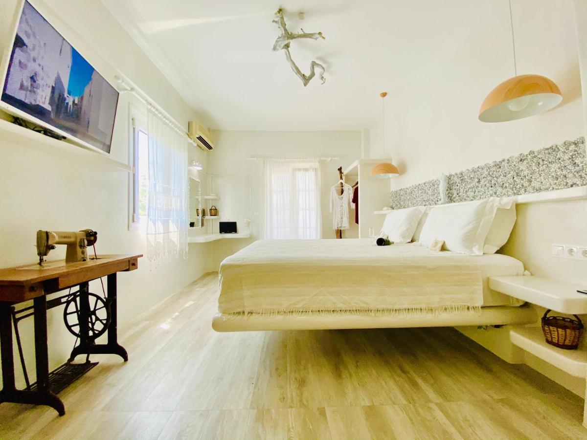 Deluxe Studios & Suites Ageri-Milos Adamantas  Buitenkant foto